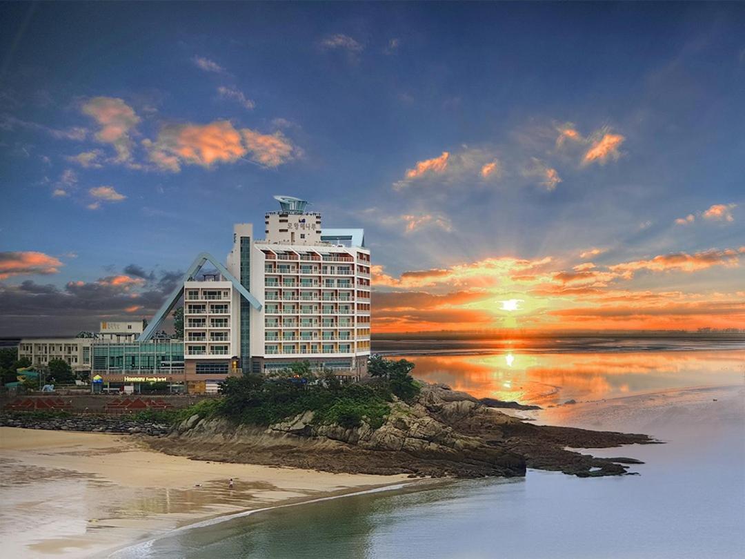 Mohang Haenaru Family Hotel プアン エクステリア 写真
