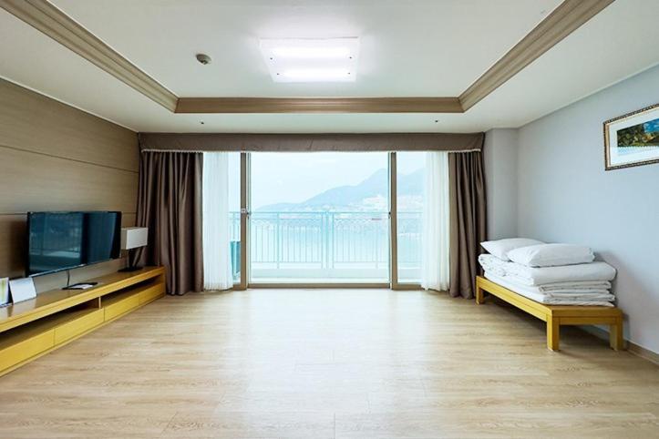 Mohang Haenaru Family Hotel プアン 部屋 写真
