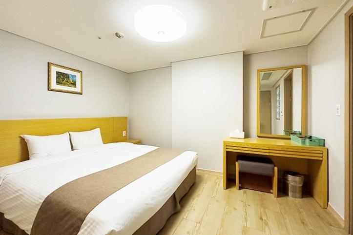 Mohang Haenaru Family Hotel プアン 部屋 写真