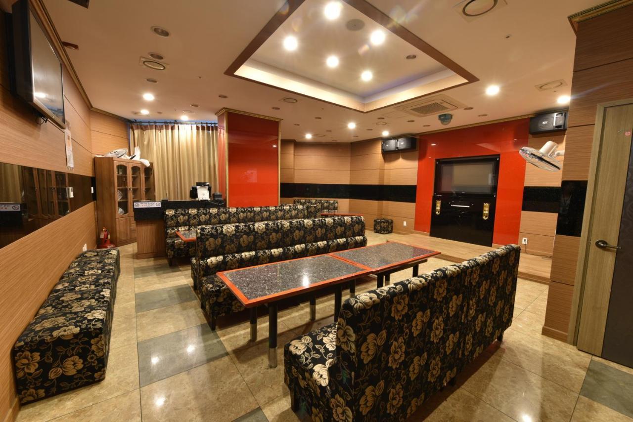 Mohang Haenaru Family Hotel プアン エクステリア 写真