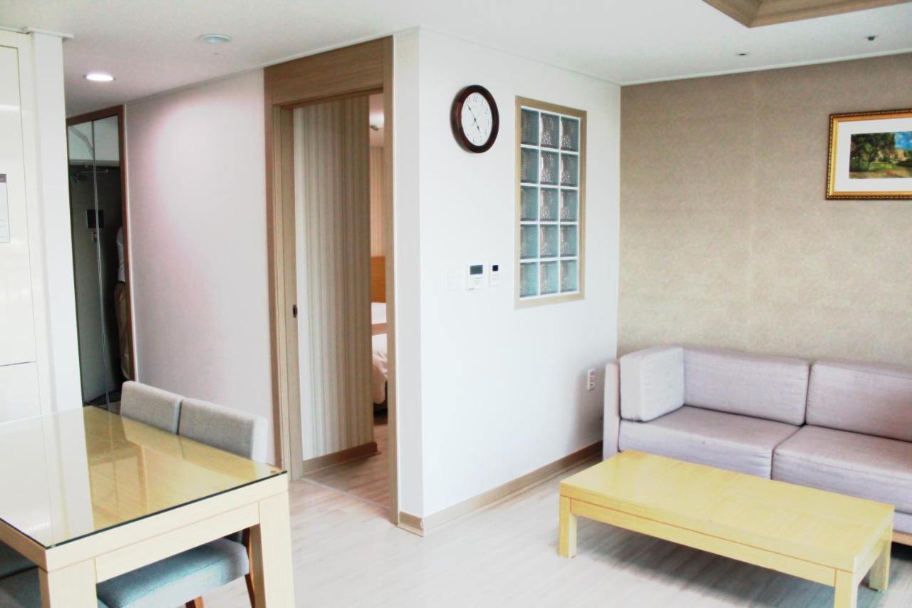 Mohang Haenaru Family Hotel プアン エクステリア 写真