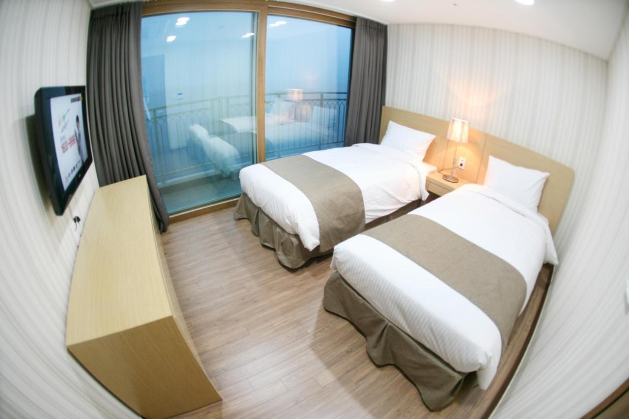 Mohang Haenaru Family Hotel プアン エクステリア 写真