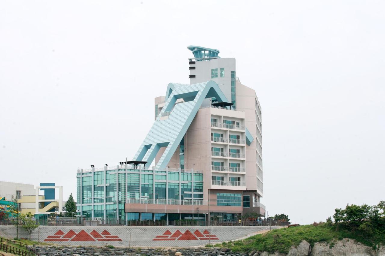Mohang Haenaru Family Hotel プアン エクステリア 写真