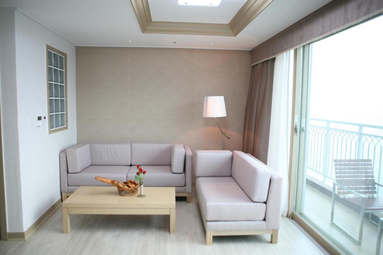 Mohang Haenaru Family Hotel プアン エクステリア 写真