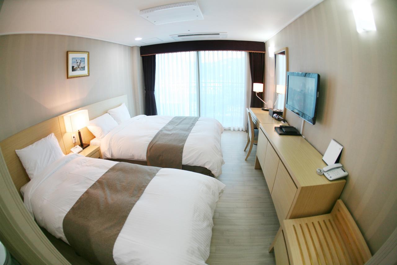 Mohang Haenaru Family Hotel プアン エクステリア 写真